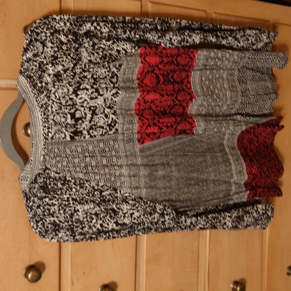 Style & Co V-Neck peasant top size XL - Picture 2 of 3